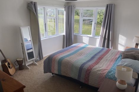 Photo of property in 21 Morere Street, Titahi Bay, Porirua, 5022