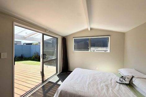 Photo of property in 11 Ropiha Street, Fitzroy, New Plymouth, 4312