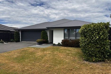 Photo of property in 106 Shillingford Boulevard, Rolleston, 7615