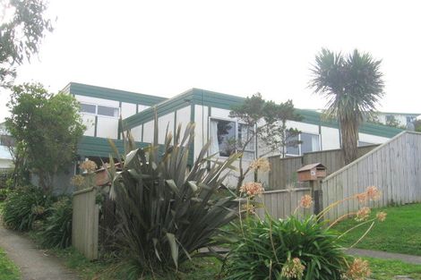 Photo of property in 47a-b Penryn Drive, Camborne, Porirua, 5026