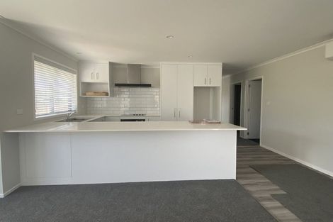 Photo of property in 43 Ridge Drive, Omokoroa, 3114