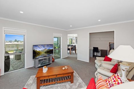Photo of property in 6 Louise Drive, Ohauiti, Tauranga, 3112