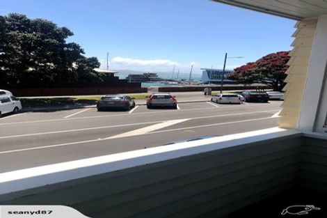 Photo of property in 108 Oriental Parade, Oriental Bay, Wellington, 6011