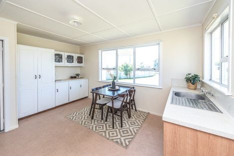 Photo of property in 51 Mosston Road, Castlecliff, Whanganui, 4501