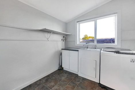 Photo of property in 35 Hopkins Street, Woolston, Christchurch, 8023