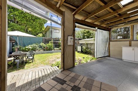 Photo of property in 51 Kenney Crescent, Fairfield, Hamilton, 3214