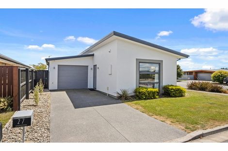 Photo of property in 27 Blaenavon Lane, Halswell, Christchurch, 8025