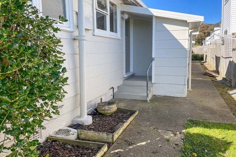 Photo of property in 19 Ripeka Way, Moera, Lower Hutt, 5010