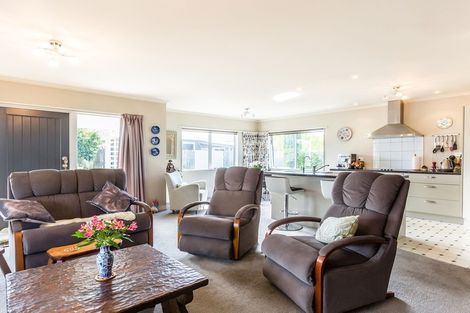 Photo of property in 2 Sam Meads Way, Greytown, 5712