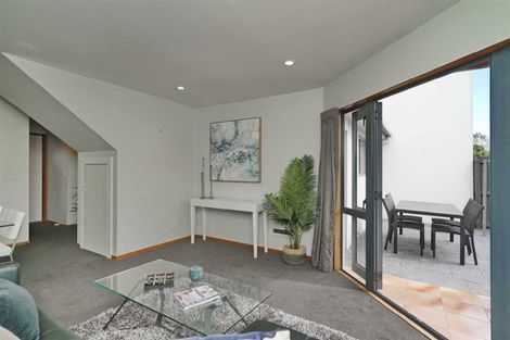 Photo of property in 3/96 Wainui Street, Riccarton, Christchurch, 8041