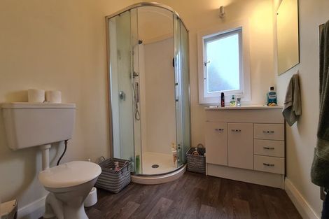 Photo of property in 123a Glenmore Street, Kelburn, Wellington, 6012