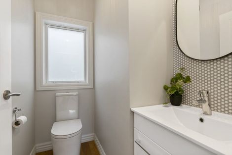 Photo of property in 61a Cashmere Avenue, Khandallah, Wellington, 6035