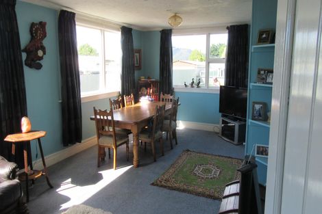 Photo of property in 15 Coronation Street, Waimate, 7924