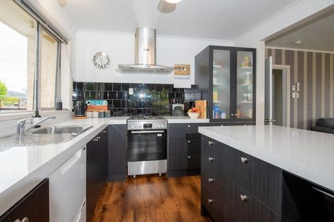 Photo of property in 90 Ashworth Street, Alexandra, 9320