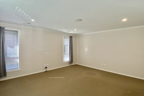 Photo of property in 106 Melksham Drive, Churton Park, Wellington, 6037