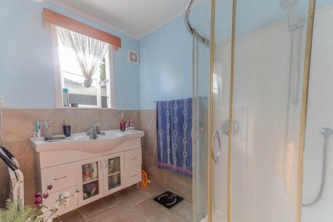 Photo of property in 2 Kuaka Place, Castlecliff, Whanganui, 4501