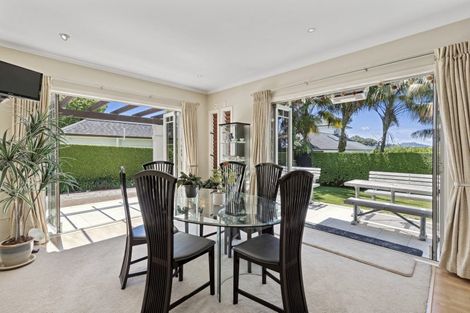 Photo of property in 205a Hurstmere Road, Takapuna, Auckland, 0622