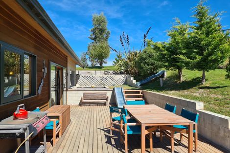 Photo of property in 1 Sams Place, Lake Tekapo, 7999