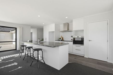 Photo of property in 52 Te Wharo Drive, Papamoa, 3118