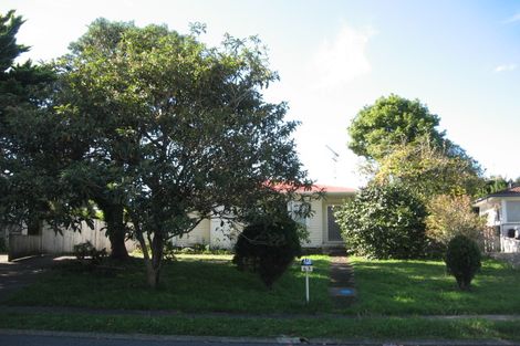 Photo of property in 63 La Trobe Street, Pakuranga Heights, Auckland, 2010