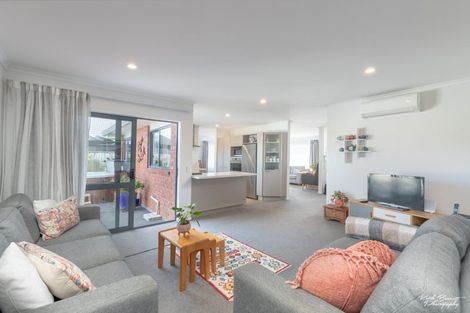 Photo of property in 19 Kelso Grove, Kelson, Lower Hutt, 5010