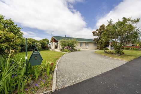 Photo of property in 3 Churchill Place, Waimate, 7924