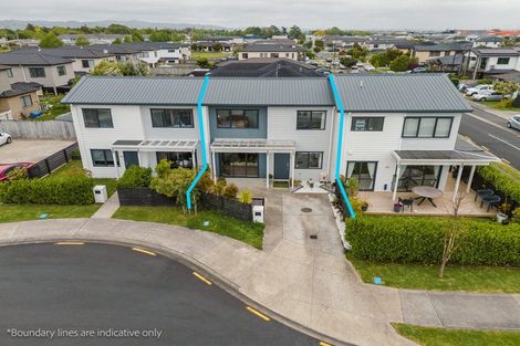 Photo of property in 15 Biplane Street, Takanini, 2112