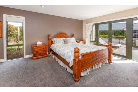 Photo of property in 16 Broadhaven Avenue, Parklands, Christchurch, 8083