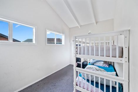 Photo of property in 23 Neems Place, Manurewa, Auckland, 2102