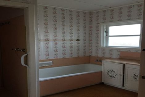 Photo of property in 2 Hatton Street, Karori, Wellington, 6012