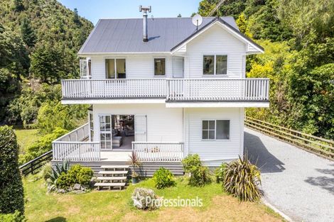 Photo of property in 2296b Akatarawa Road, Akatarawa Valley, Upper Hutt, 5372
