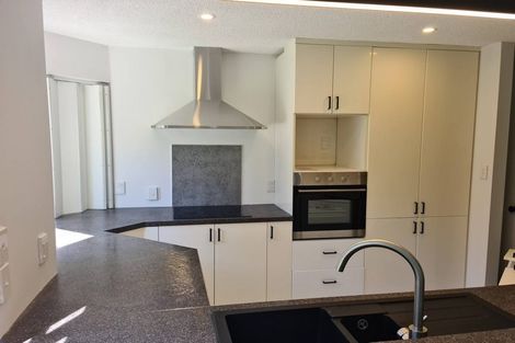 Photo of property in 18 Glenburn Place, Avonhead, Christchurch, 8042