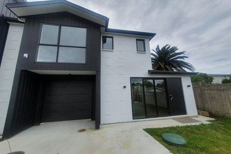Photo of property in 3d Datura Place, Sunnynook, Auckland, 0620