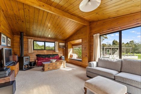 Photo of property in 231 Omaha Flats Road, Point Wells, Warkworth, 0986