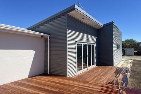 Photo of property in 159 Pacific Road, North New Brighton, Christchurch, 8083