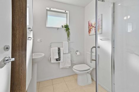 Photo of property in 5 Opito Way, East Tamaki, Auckland, 2013