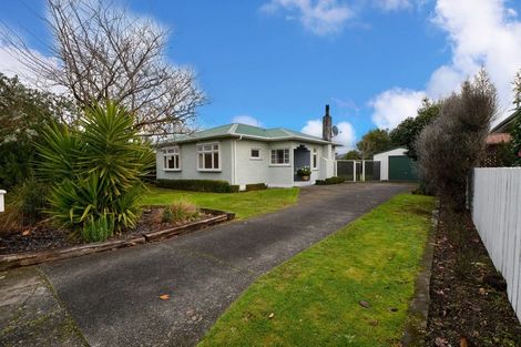 Photo of property in 24 Garrison Street, Carterton, 5713