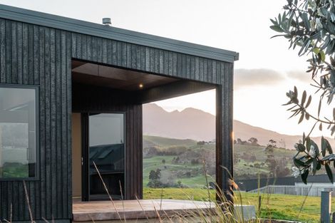 Photo of property in 44 Rangitahi Road, Raglan, 3225