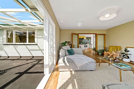 Photo of property in 119 Matipo Road, Te Atatu Peninsula, Auckland, 0610