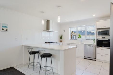 Photo of property in 43 Batten Drive, Flagstaff, Hamilton, 3210