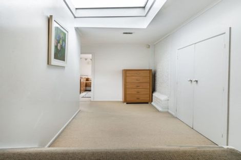 Photo of property in 39 Toru Street, Te Atatu Peninsula, Auckland, 0610