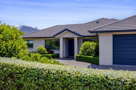 Photo of property in 3 Larlin Heights, Hawera, 4675