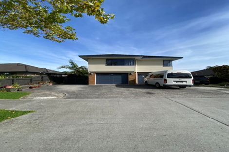 Photo of property in 39 Lansell Drive, East Tamaki Heights, Auckland, 2016