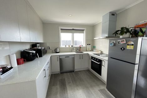 Photo of property in 538 Glenfield Road, Glenfield, Auckland, 0629