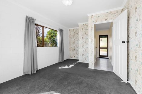 Photo of property in 25 Tobin Place, Richmond Heights, Taupo, 3330