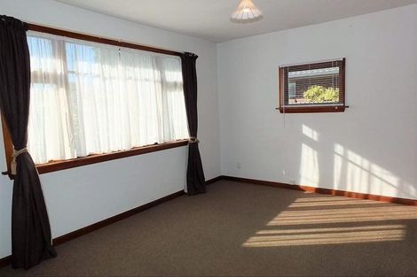 Photo of property in 32 Jennifer Street, Bryndwr, Christchurch, 8053