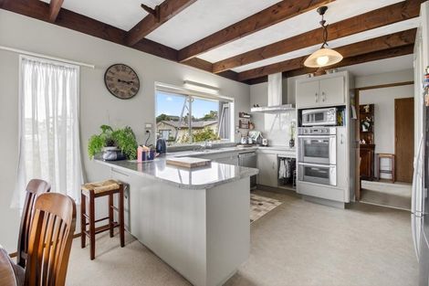 Photo of property in 22 Widmore Drive, Massey, Auckland, 0614