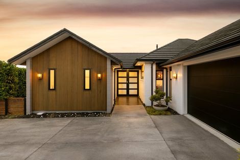 Photo of property in 70 Magellan Rise, Flagstaff, Hamilton, 3210