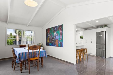 Photo of property in 48a Avenue Road, Greenmeadows, Napier, 4112