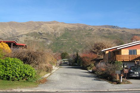 Photo of property in 23 Sargood Drive, Wanaka, 9305